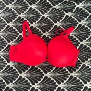 PINK Victoria's Secret Vibrant Red Bra